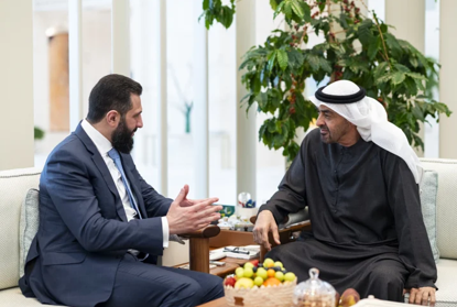 الشرع وبن زايد يناقشان مستجدات الشرق الأوسط وتأثيراتها على الأمن والملاحة
